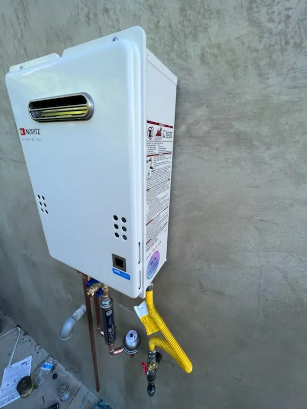 Tankless water heater installation for Rockfield homes